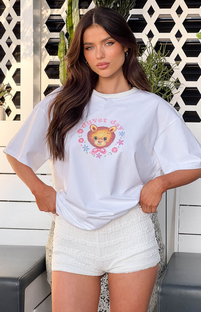 "Duvet Day" oversized white t-shirt worn by Crystal Bellotti