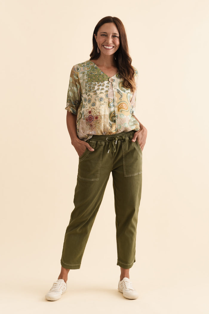 Eliana Olive Cotton Stretch Jeans,Brunette model,alt text|model:Cara
