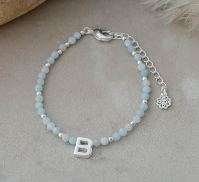 GLEE QUINTESSENTIAL INSIGNA INITIAL BRACELET