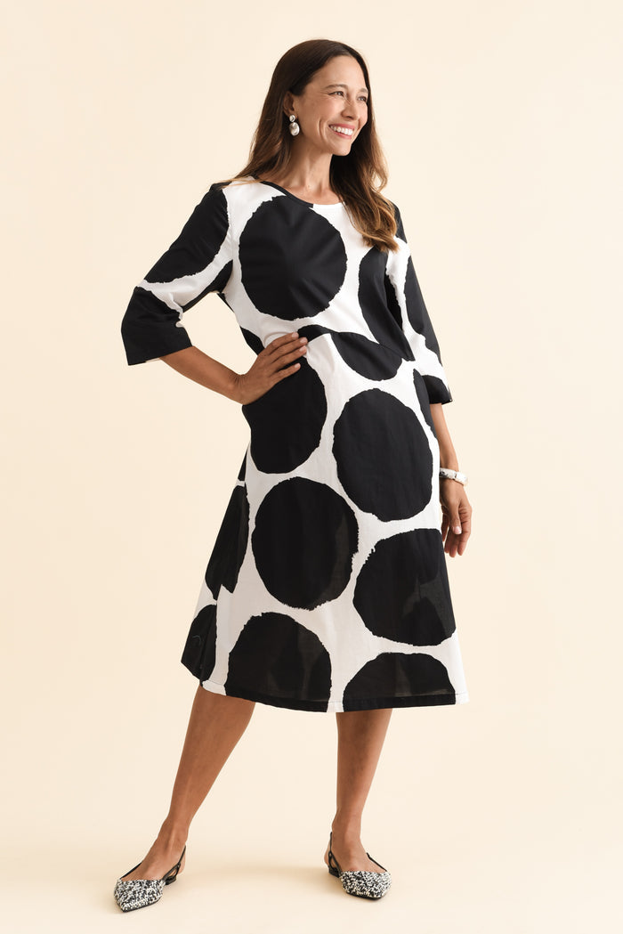 Hannah Black Spot Cotton Dress,Brunette model,alt text|model:Cara