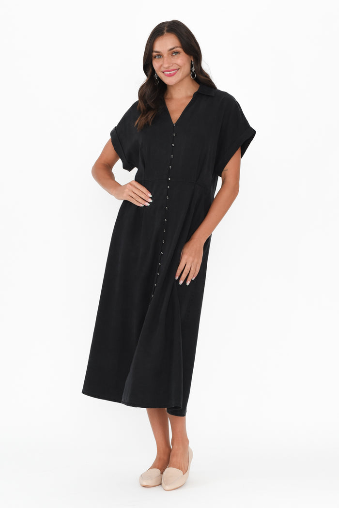 Lucia Black Linen Blend Belted Dress,Brunette model,alt text|model:Brontie