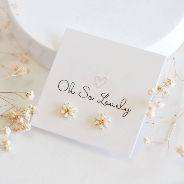 OH SO LOVELY Lou Opal Daisy Stud Earrings