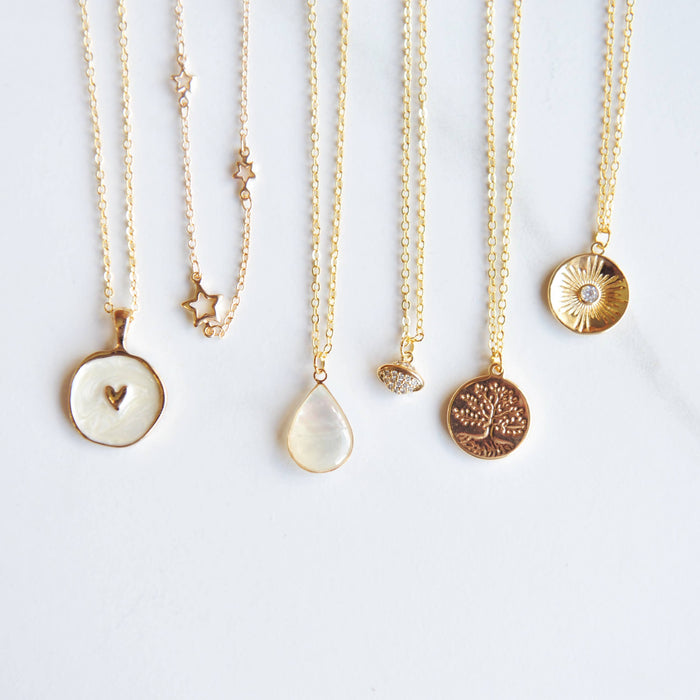 Oh So Lovely NADIA, Stunning Mother of pearl Charm Necklace