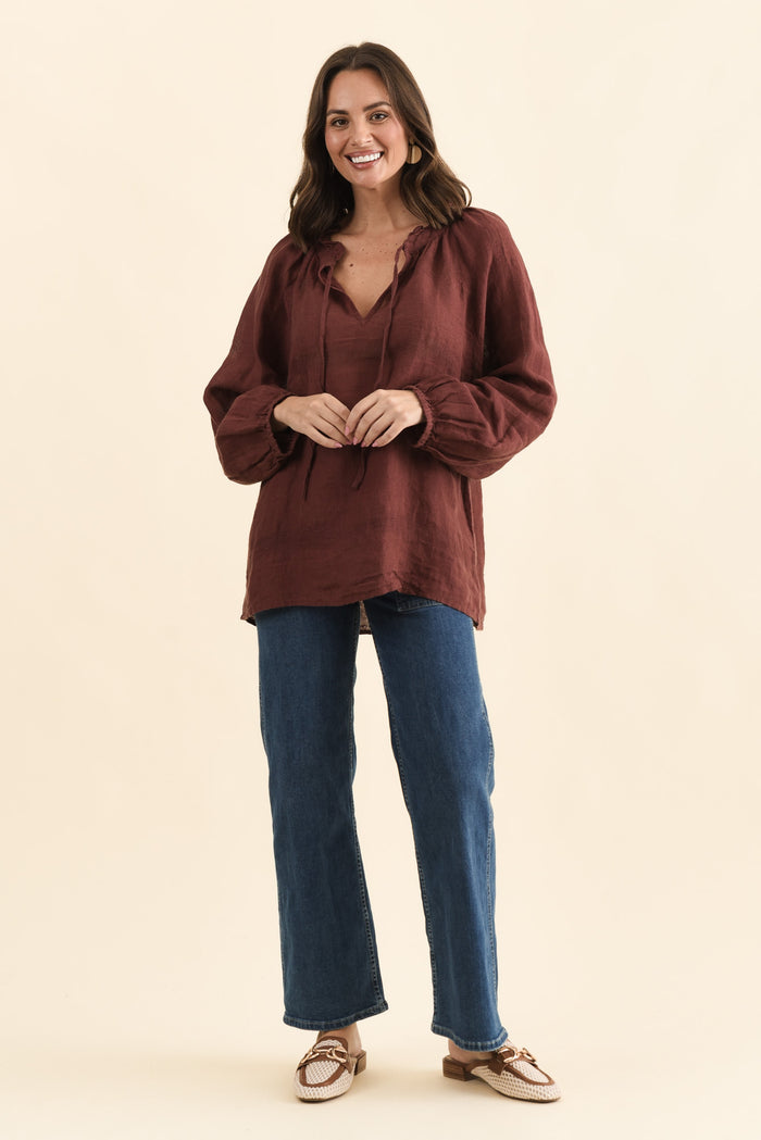 Sussana Burgundy Linen Tie Top,Full Body,Brunette model,alt text|model:MJ
