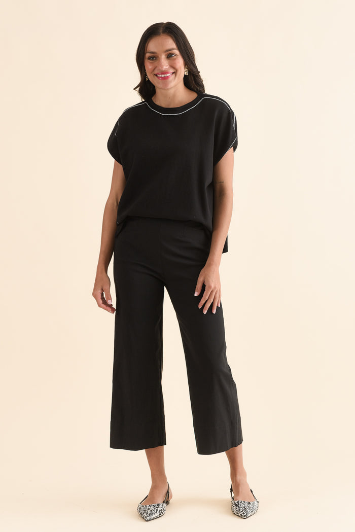 Zaro Black Wide Leg Pants,Full Body,Brunette model,alt text|model:Brontie
