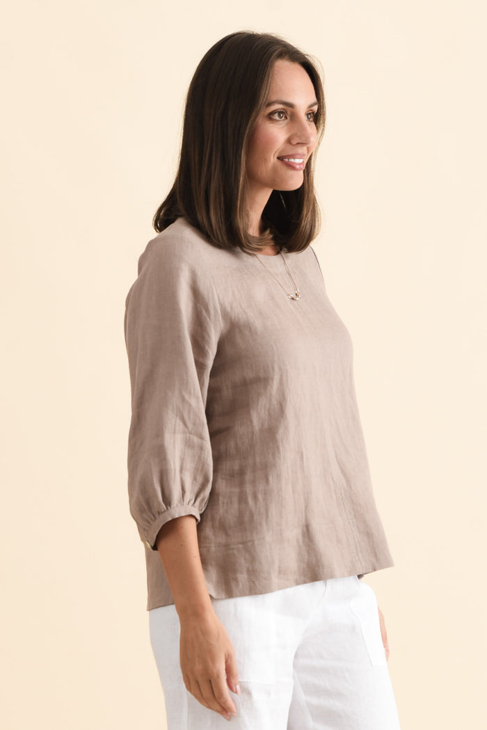 Addie Mocha Linen Sleeved Top,Brunette model,alt text|model:MJ