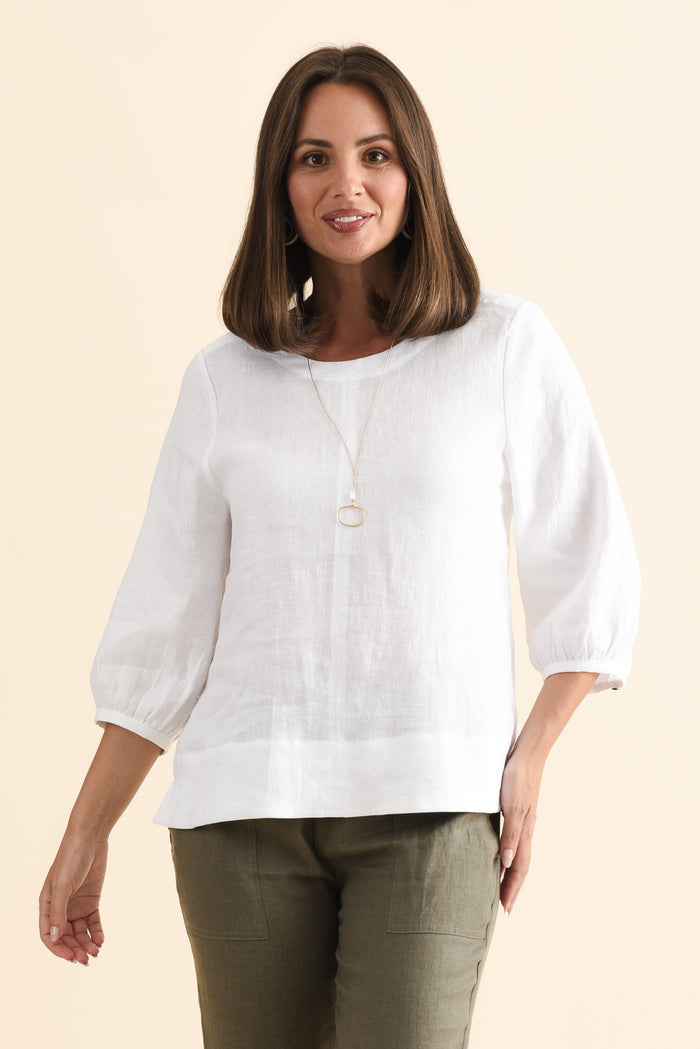 Addie White Linen Sleeved Top,Brunette model,alt text|model:MJ