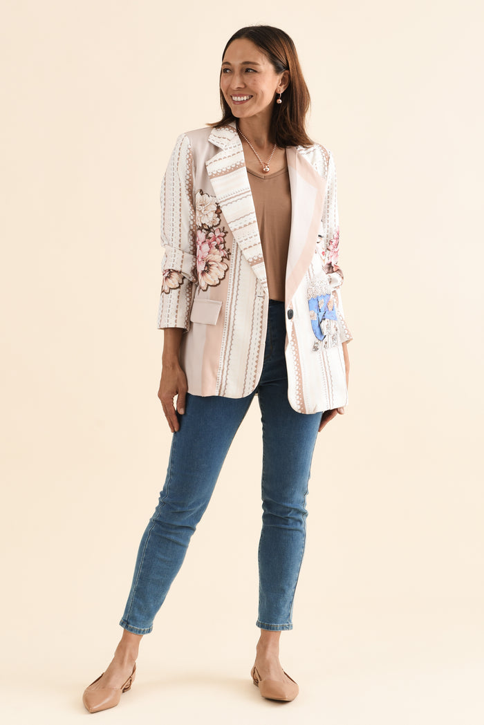 Aeris Mocha Artisan Collared Blazer,Full Body,Brunette model,alt text|model:Cara