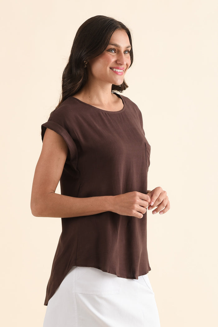 Aiden Chocolate Linen Blend Pocket Top,Side,Brunette model,alt text|model:Brontie