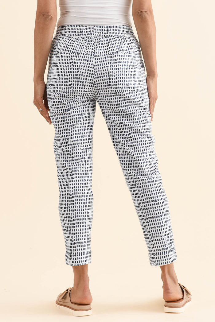 Air-Lite Blue Spot Stretch Cropped Pants,Back,Brunette model,alt text|model:Cara