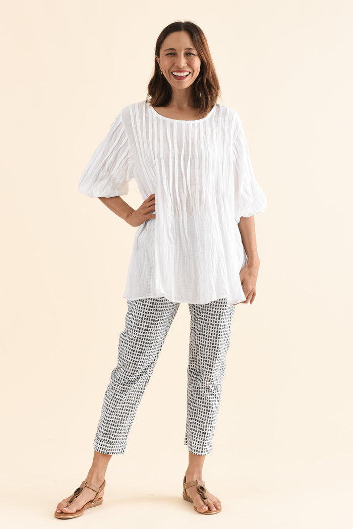 Air-Lite Olive Spot Stretch Cropped Pants,Full Body,Brunette model,alt text|model:Cara