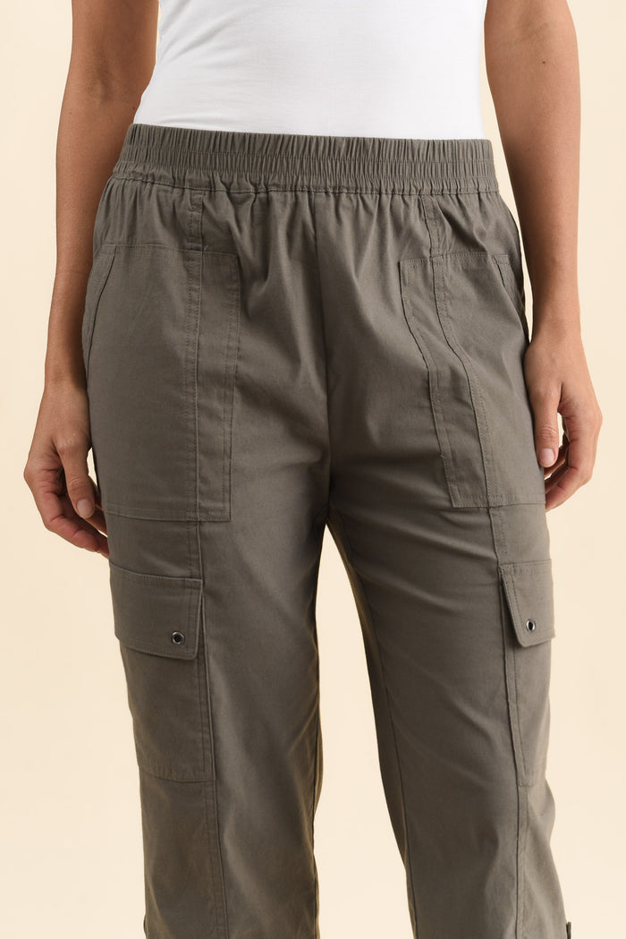 Air-Lite Olive Stretch Cargo Pants,Detail,Brunette model,alt text|model:Brontie