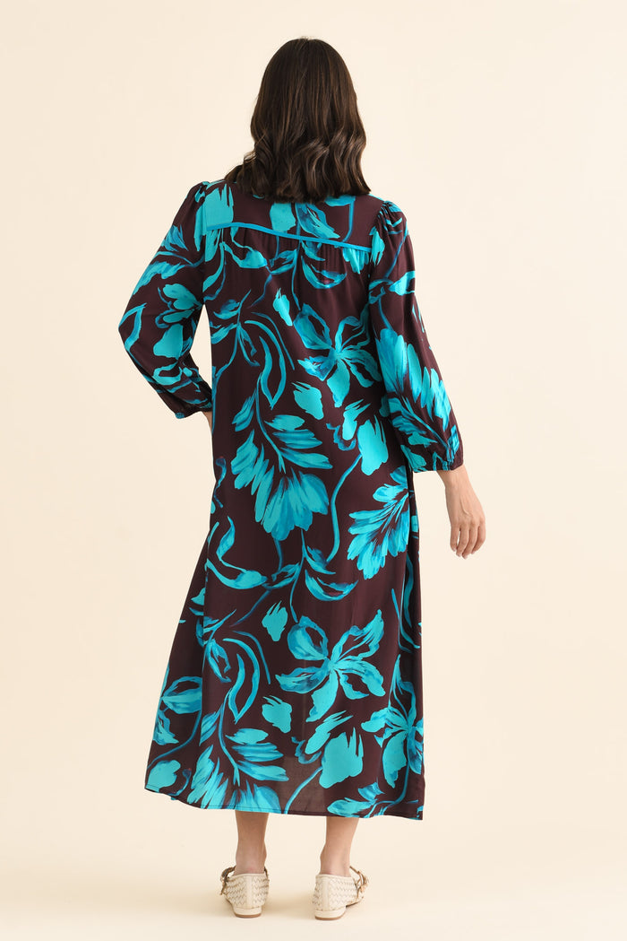 Albury Blue Floral Tie Dress,brunette model,Back of Outfit,alt text|model:MJ