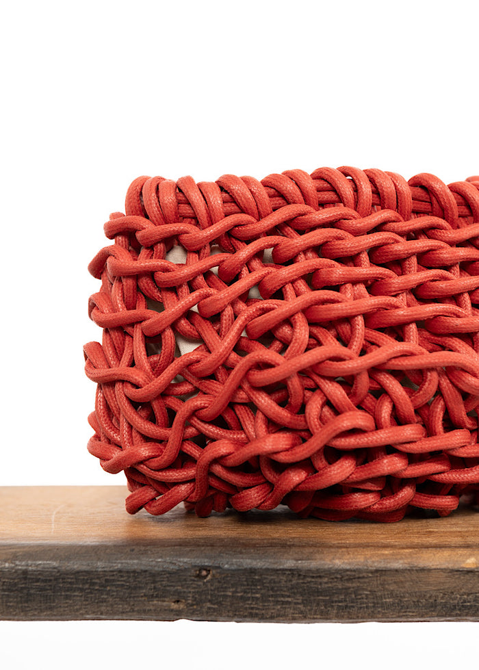 ALIENINA VERO CLUTCH BAG