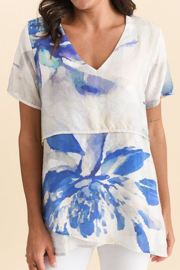 Alvina Blue Flower Layered Tunic Top,Brunette model,alt text|model:Brontie