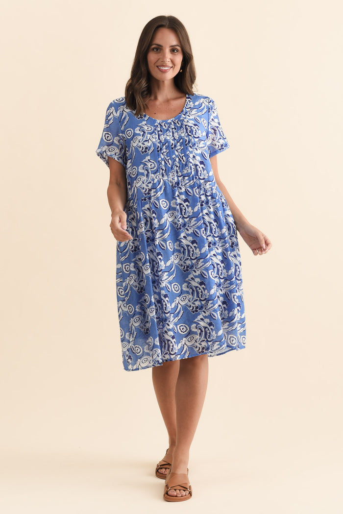 Alysse Blue Floral Pocket Dress,Brunette model,alt text|model:MJ