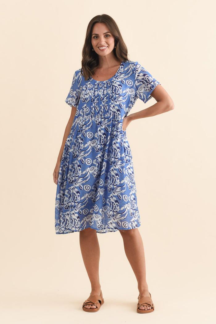 Alysse Blue Floral Pocket Dress,Brunette model,alt text|model:MJ