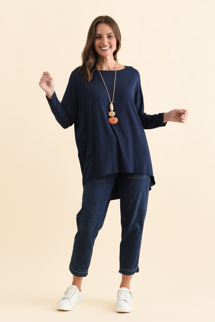 Anakin Navy Hi Lo Bamboo Top,Brunette model,alt text|model:MJ