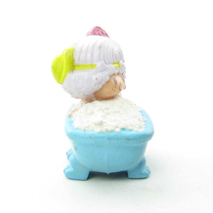 Angel Cake Taking a Bubble Bath miniature Strawberry Shortcake figurine