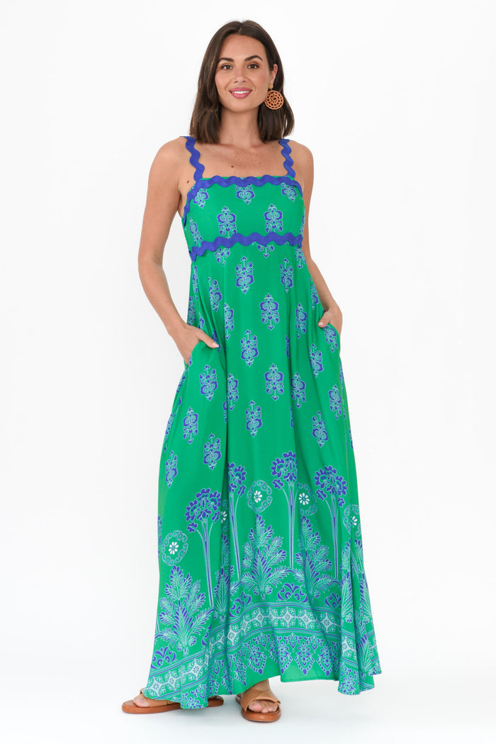 Annalise Green Mosaic Maxi Dress,Brunette model,alt text|model:MJ