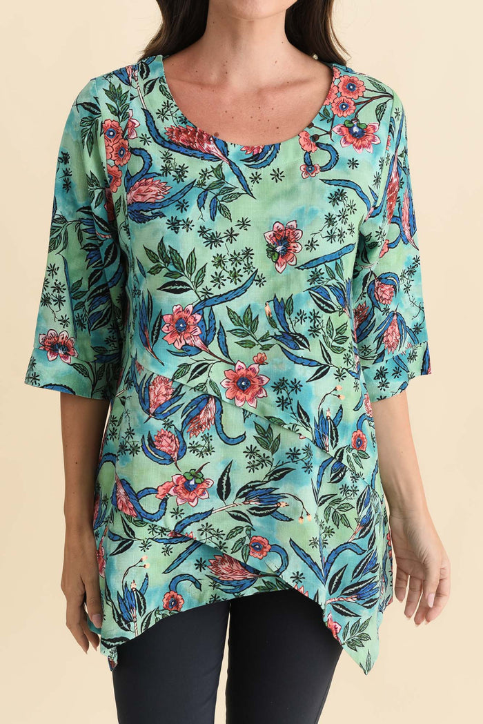 Anya Blue Garden Linen Cotton Top,Brunette model,alt text|model:MJ