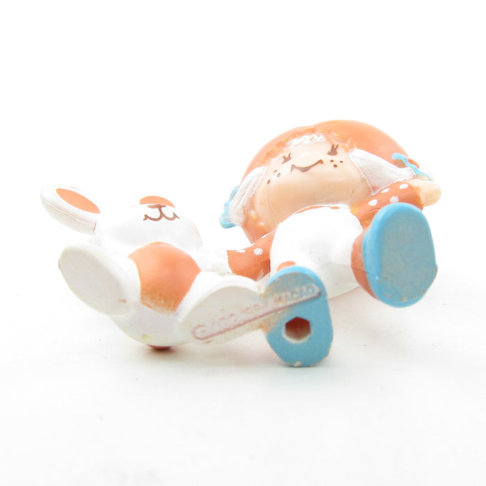 Apricot Dancing with Hopsalot Strawberry Shortcake miniature figurine