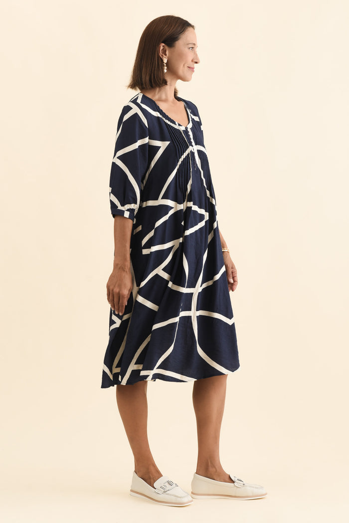 Arcadia Navy Abstract Button Dress,Brunette model,alt text|model:Cara