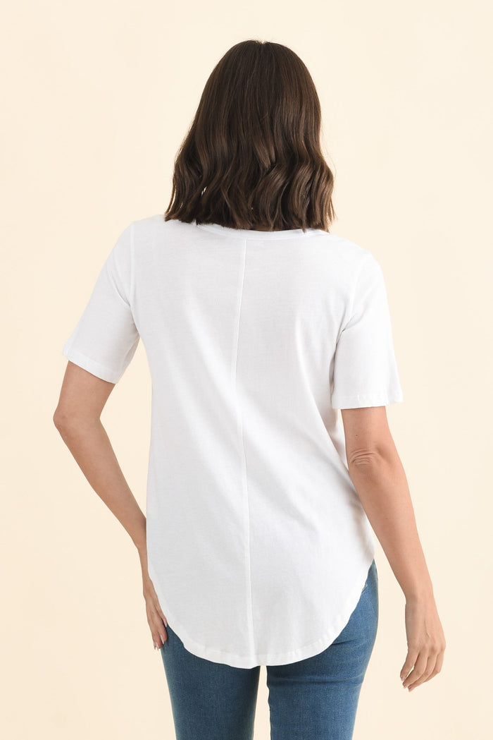 Ariana White Cotton Tee,Brunette model,alt text|model:MJ