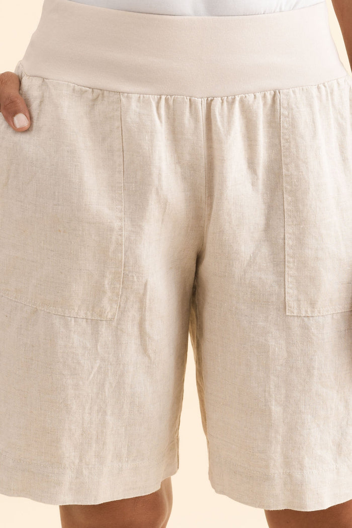 Aster Natural Linen Shorts,Brunette model,alt text|model:Cara