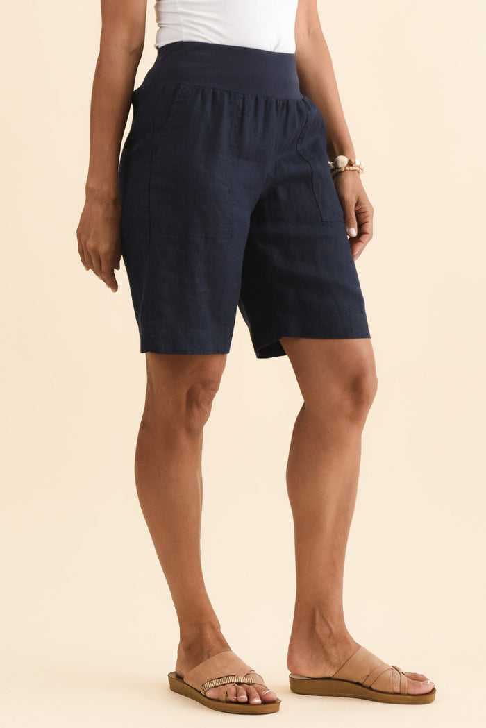 Aster Navy Linen Shorts,Brunette model,alt text|model:Cara