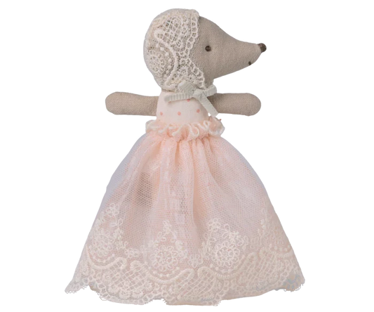 Baby mouse in gown - Powder