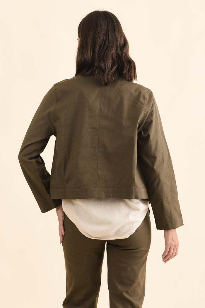 Barney Khaki Linen Blend Jacket,Brunette model,alt text|model:MJ