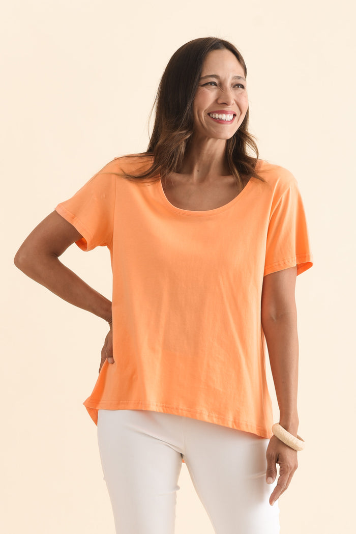 Beau Orange Cotton Tee,Brunette model,alt text|model:Cara