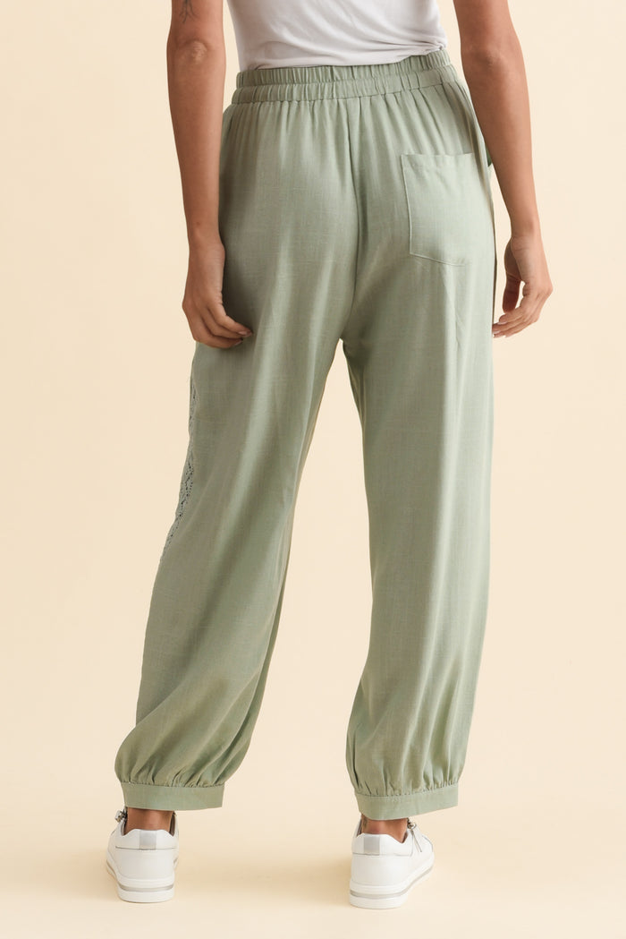 Beretta Khaki Lace Linen Blend Pants,Brunette model,alt text|model:Brontie