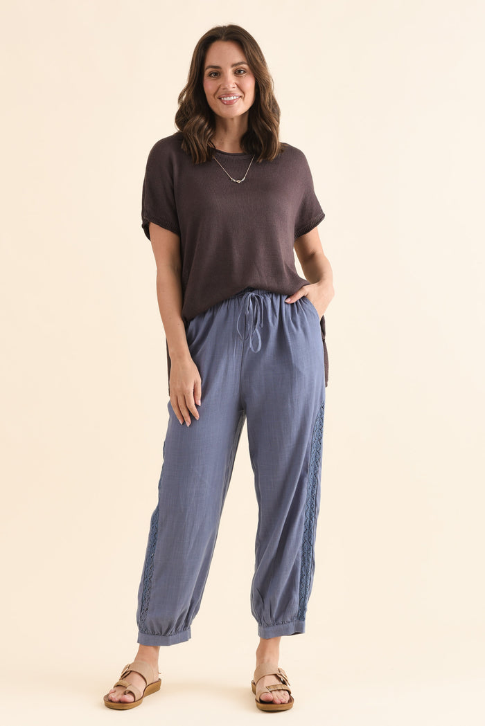 Beretta Steel Lace Linen Blend Pants,Full Body,Brunette model,alt text|model:MJ