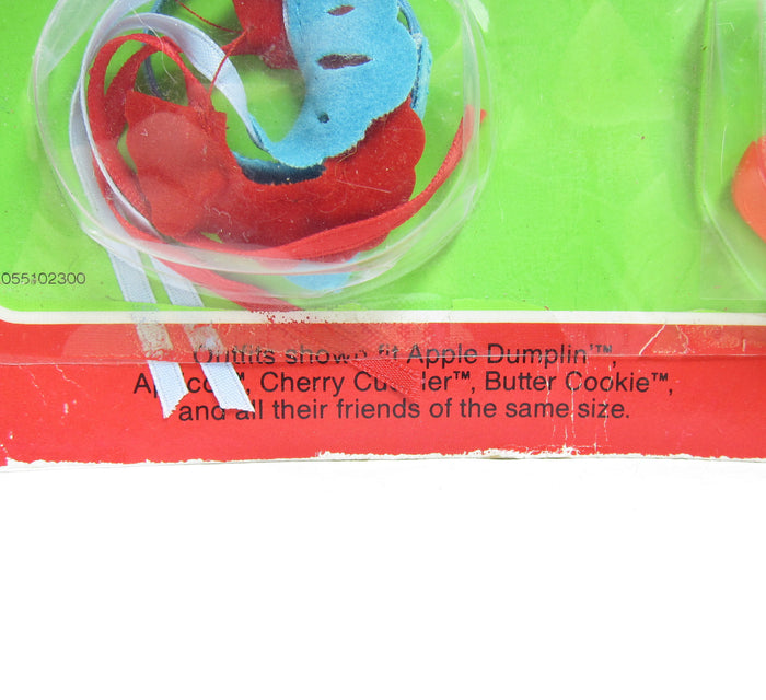 Loose plastic blister on mint on card outfit