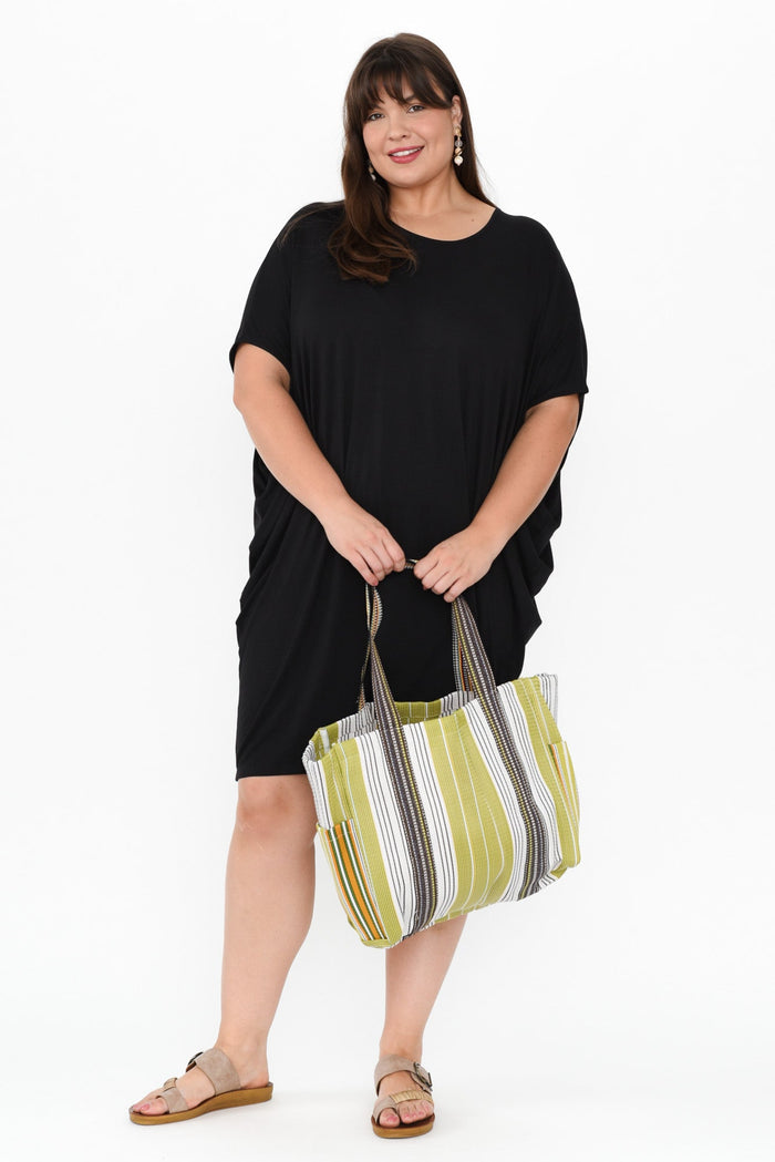 Black Maui Dress,Brunette model,plus-size,curve-basics,curve-dresses,plus-size-sleeved-dresses,plus-size-above-knee-dresses,plus-size-below-knee-dresses,plus-size-batwing-dresses,plus-size-basic-dresses,plus-size-summer-dresses,alt text|model:Gabby