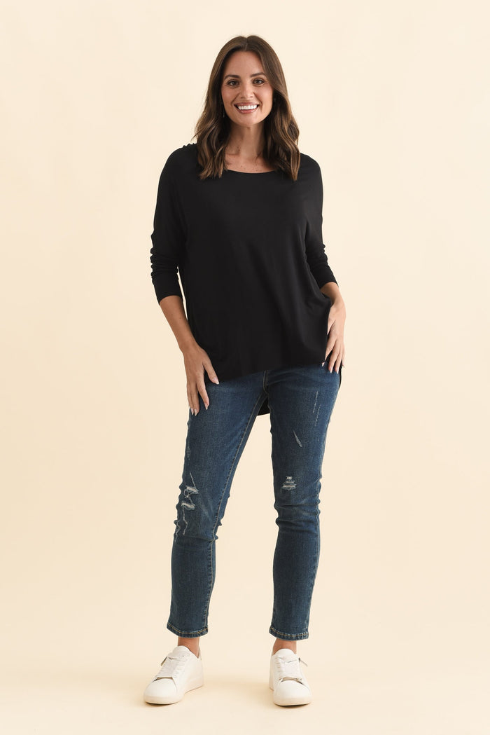 Black Milan 3/4 Sleeve Top,Brunette model,alt text|model:MJ