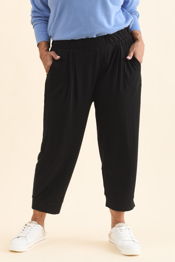 Black Tokyo Slouch Pants,Front,Brunette model,alt text|model:Pilita