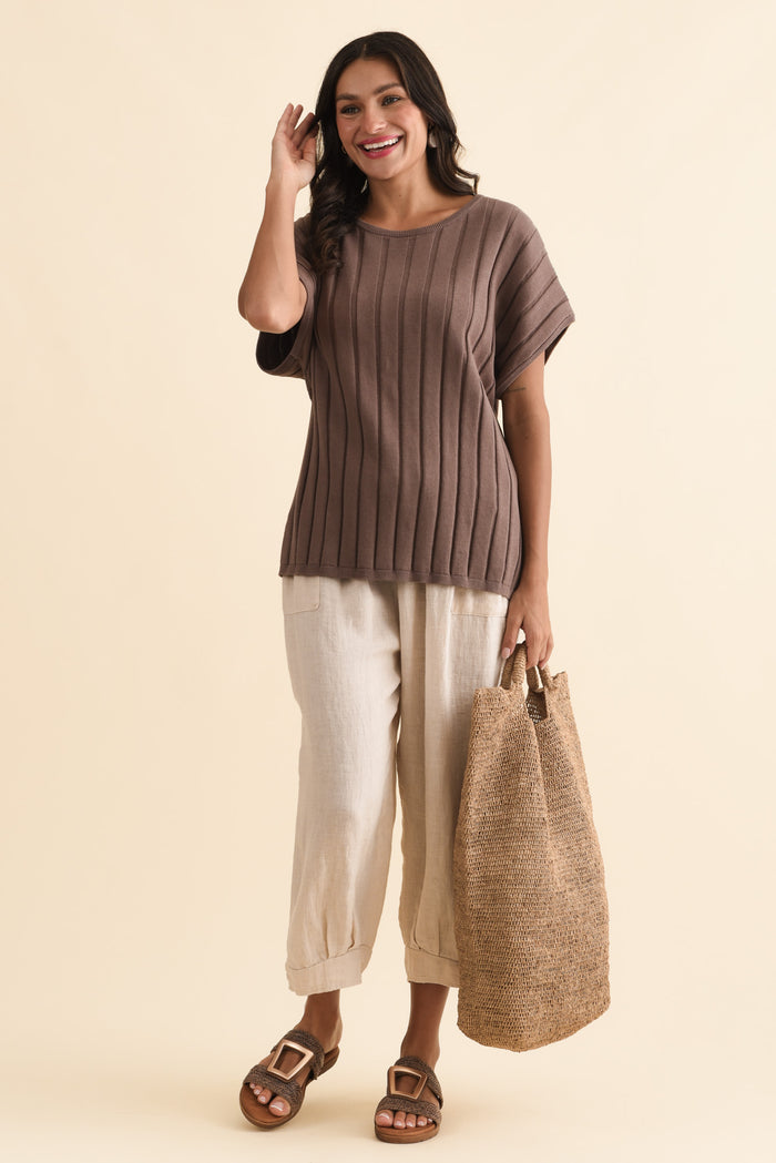 Blake Mocha Cotton Linen Knit Top,Brunette model,alt text|model:Brontie