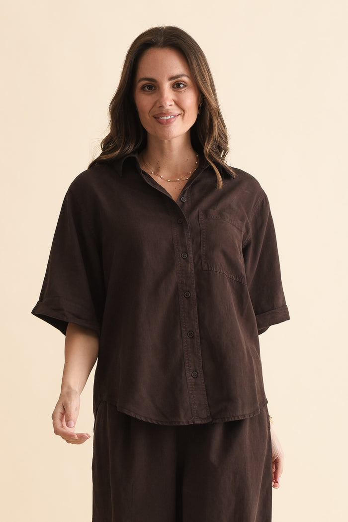 Bliss Chocolate Linen Blend Button Shirt,Front,Brunette model,alt text|model:MJ