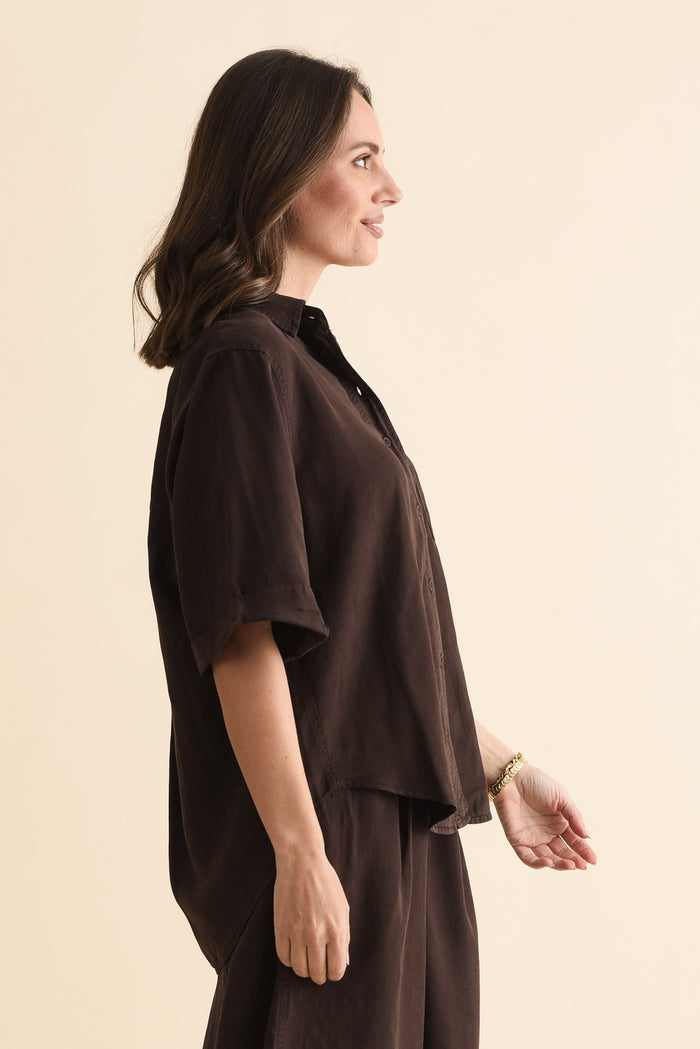 Bliss Chocolate Linen Blend Button Shirt,Side,Brunette model,alt text|model:MJ