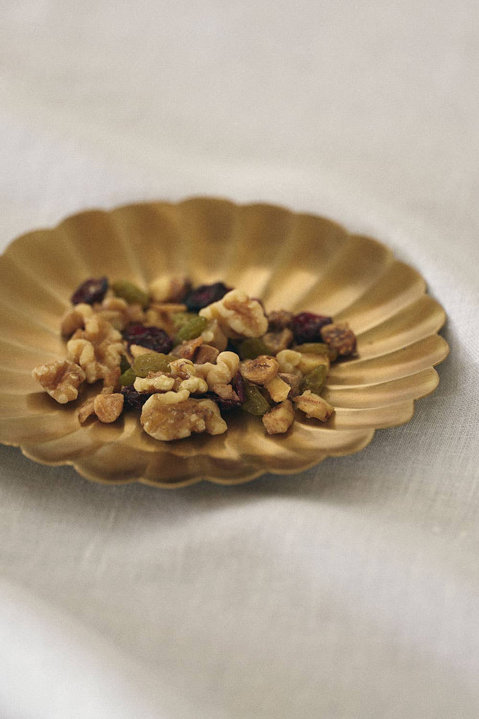 Brass Petal Tray (M)