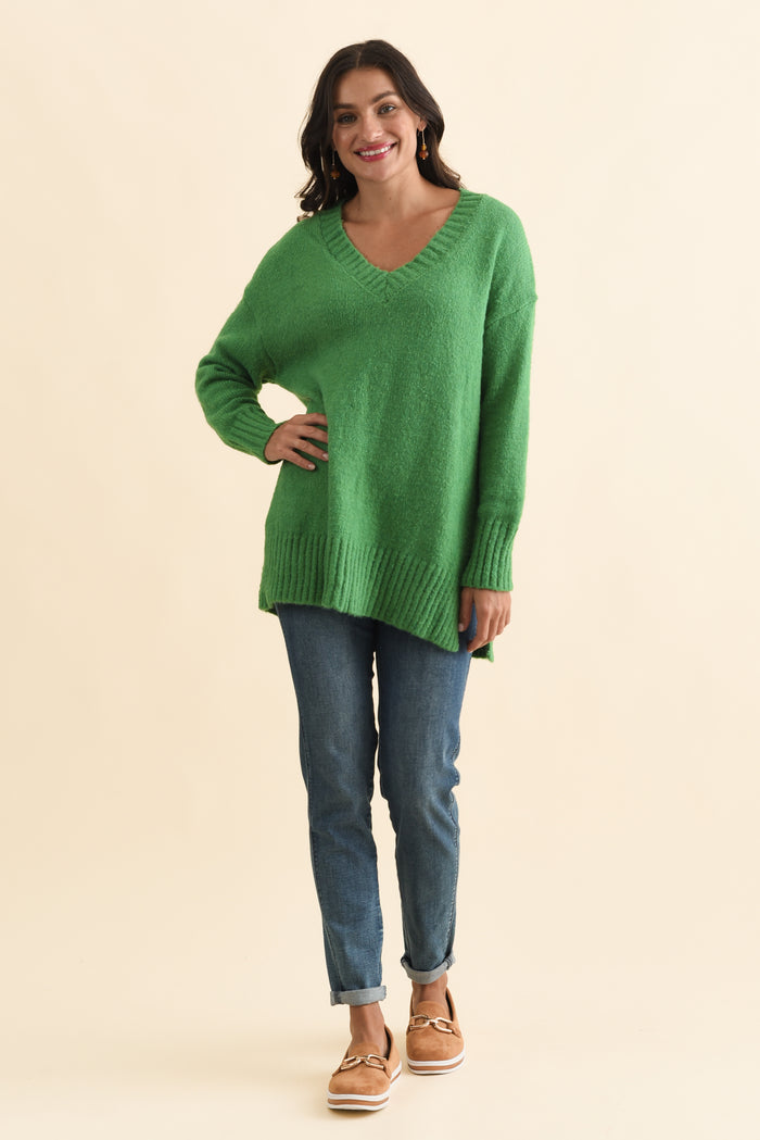 Brilla Green V Neck Jumper,Brunette model,alt text|model:Brontie