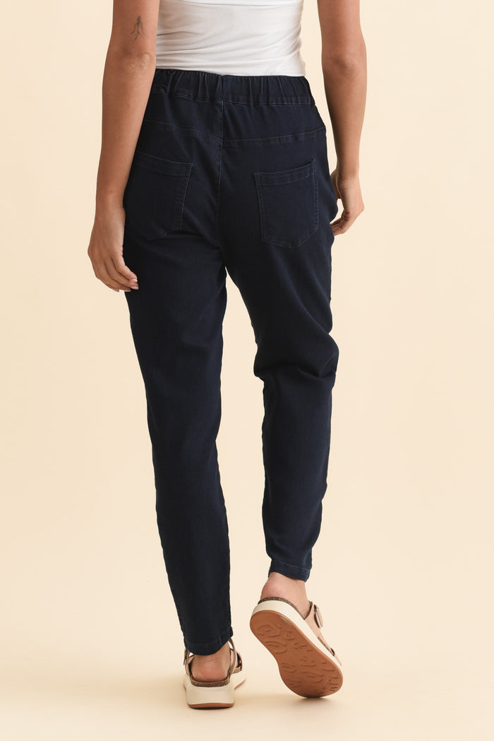 Brooks Dark Blue Cotton Blend Jogger Pants,Brunette model,alt text|model:Brontie