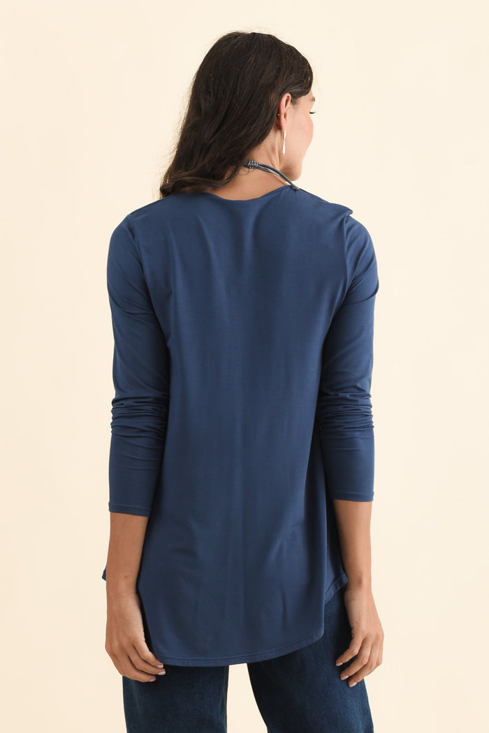 Buttery Carla Blue Top,Brunette model,alt text|model:Brontie