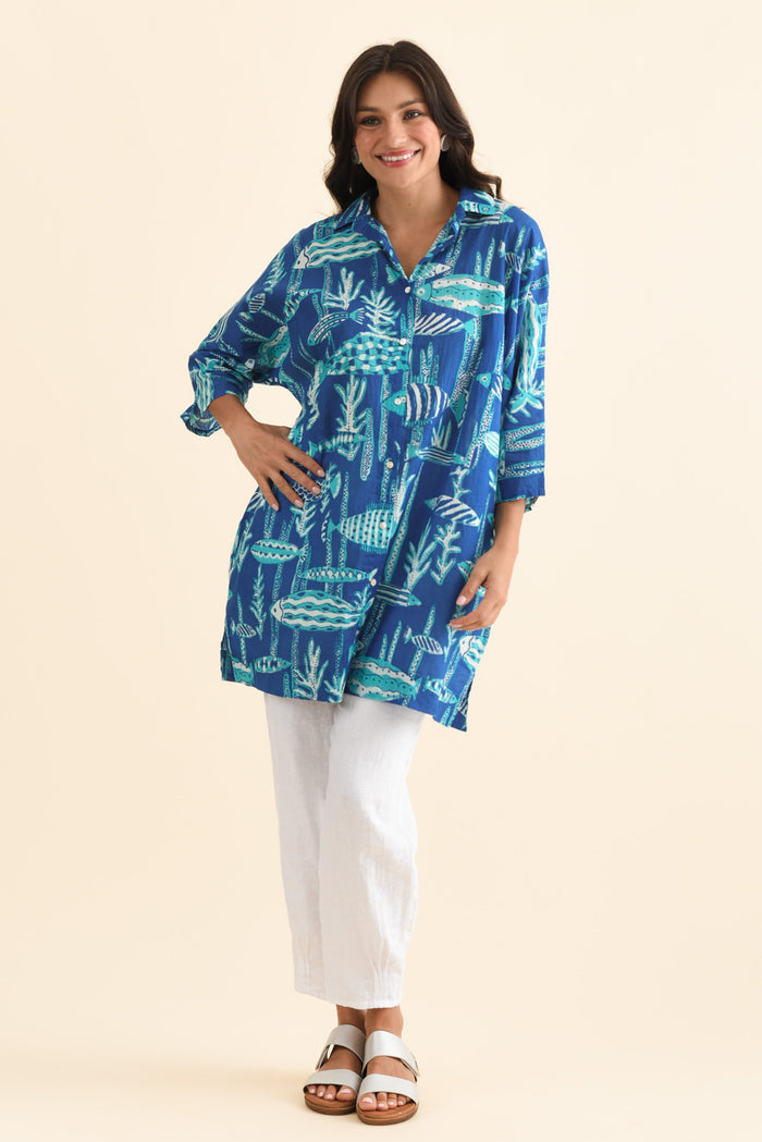 Carden Cobalt Sea Cotton Tunic,Brunette model,alt text|model:Brontie