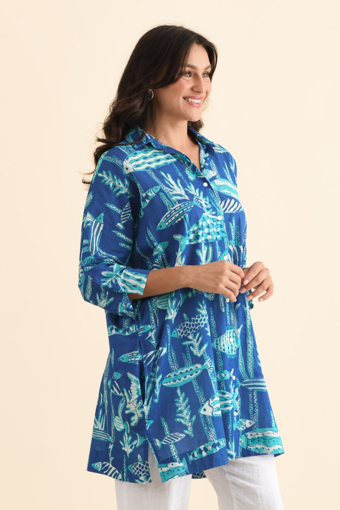 Carden Cobalt Sea Cotton Tunic,Brunette model,alt text|model:Brontie