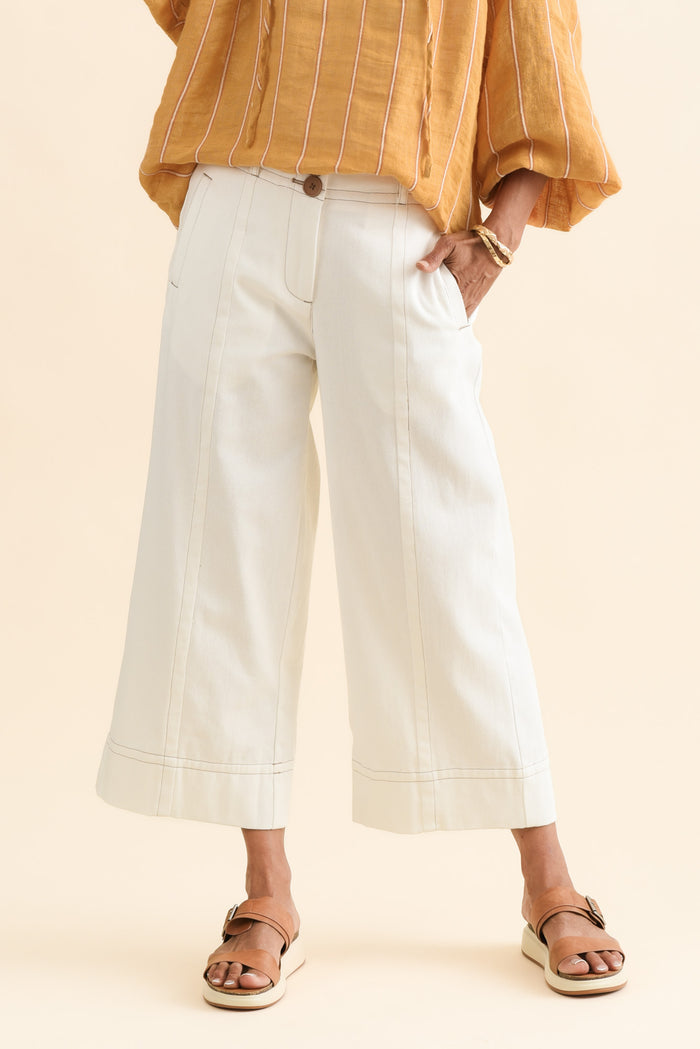 Carsen Cream Wide Leg Jeans,Brunette model,alt text|model:Cara