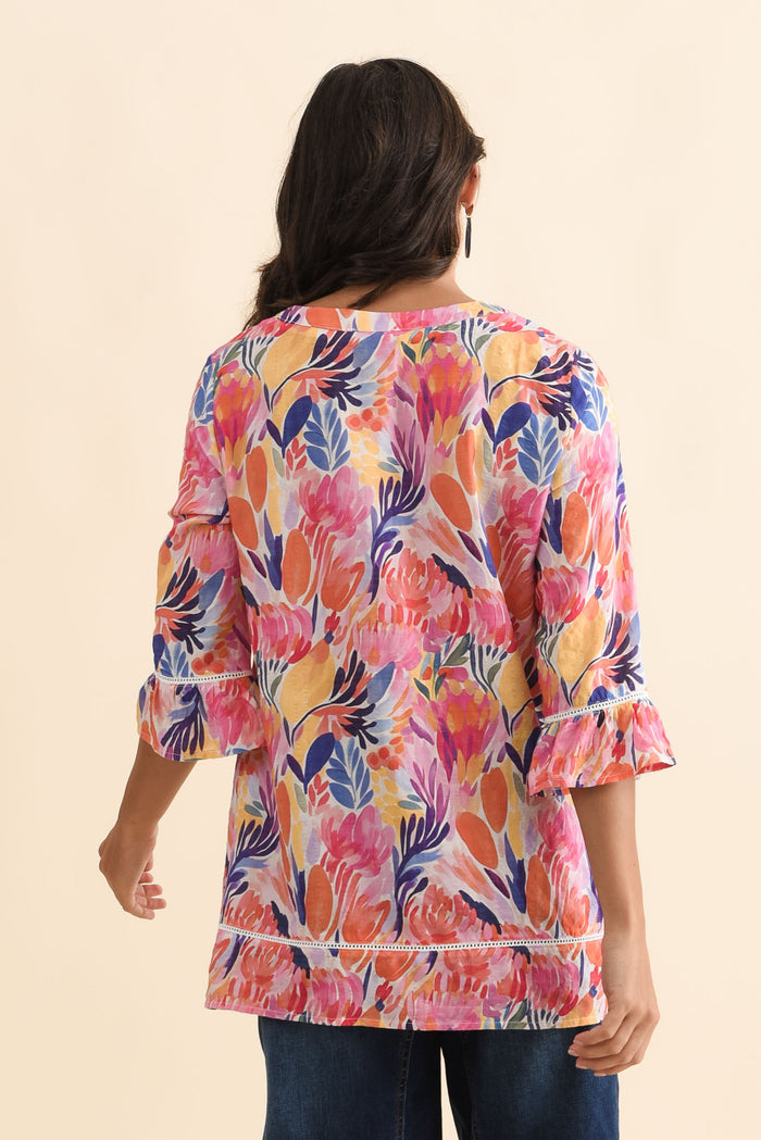 Cassidy Red Blossom Cotton Sleeved Top,Brunette model,alt text|model:Brontie